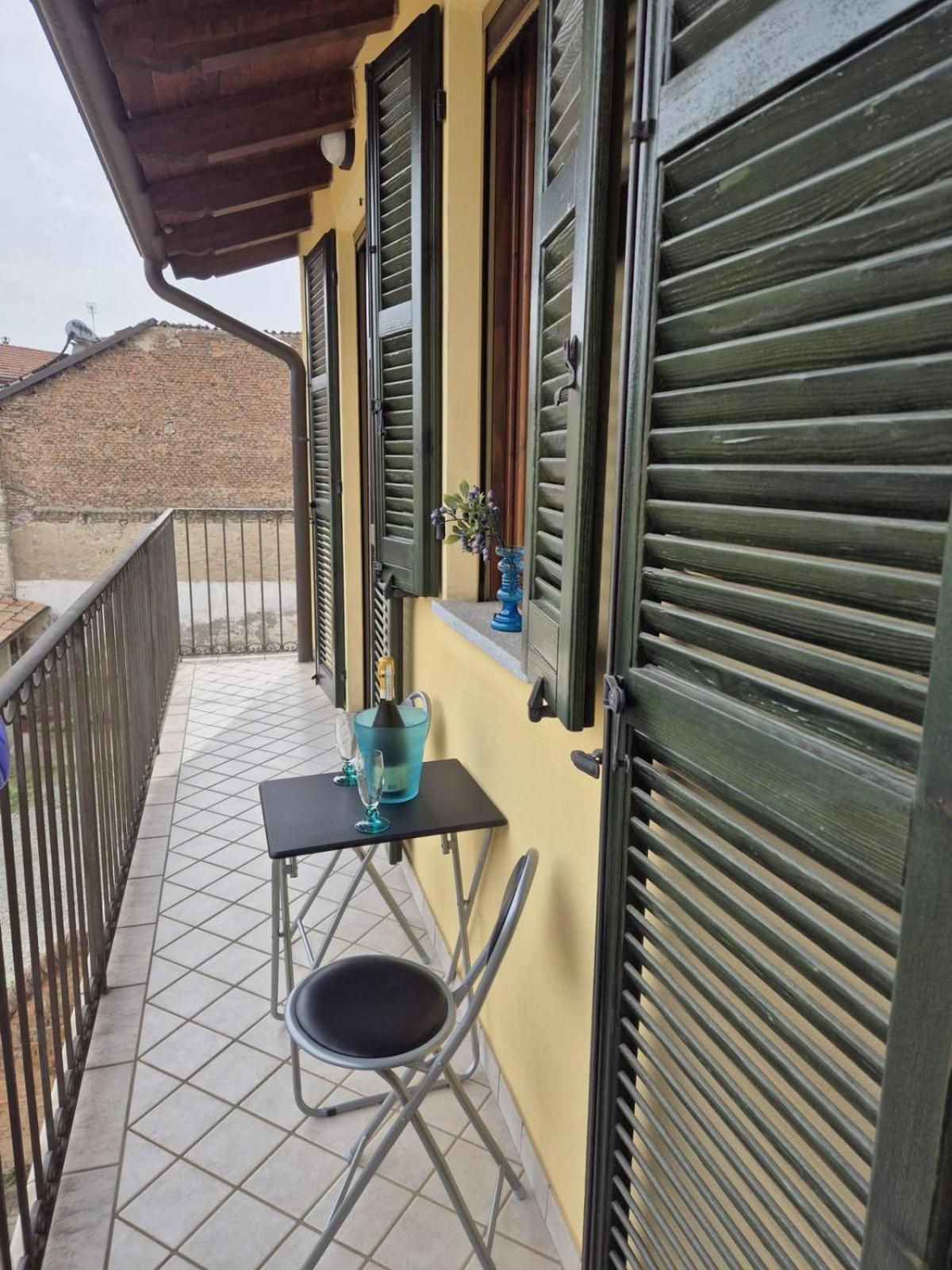 Appartement Nonnos Panorama à Nizza Monferrato Extérieur photo